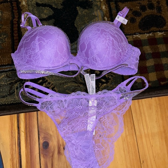 Victoria's Secret Other - Vs Bra and panty set 36c/Med